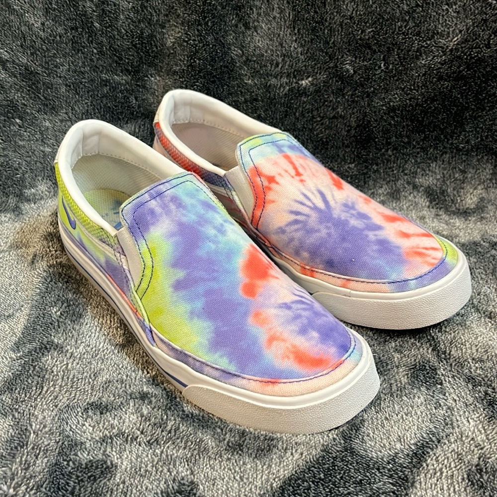 Nike Court Legacy Slip Ons; Size 7